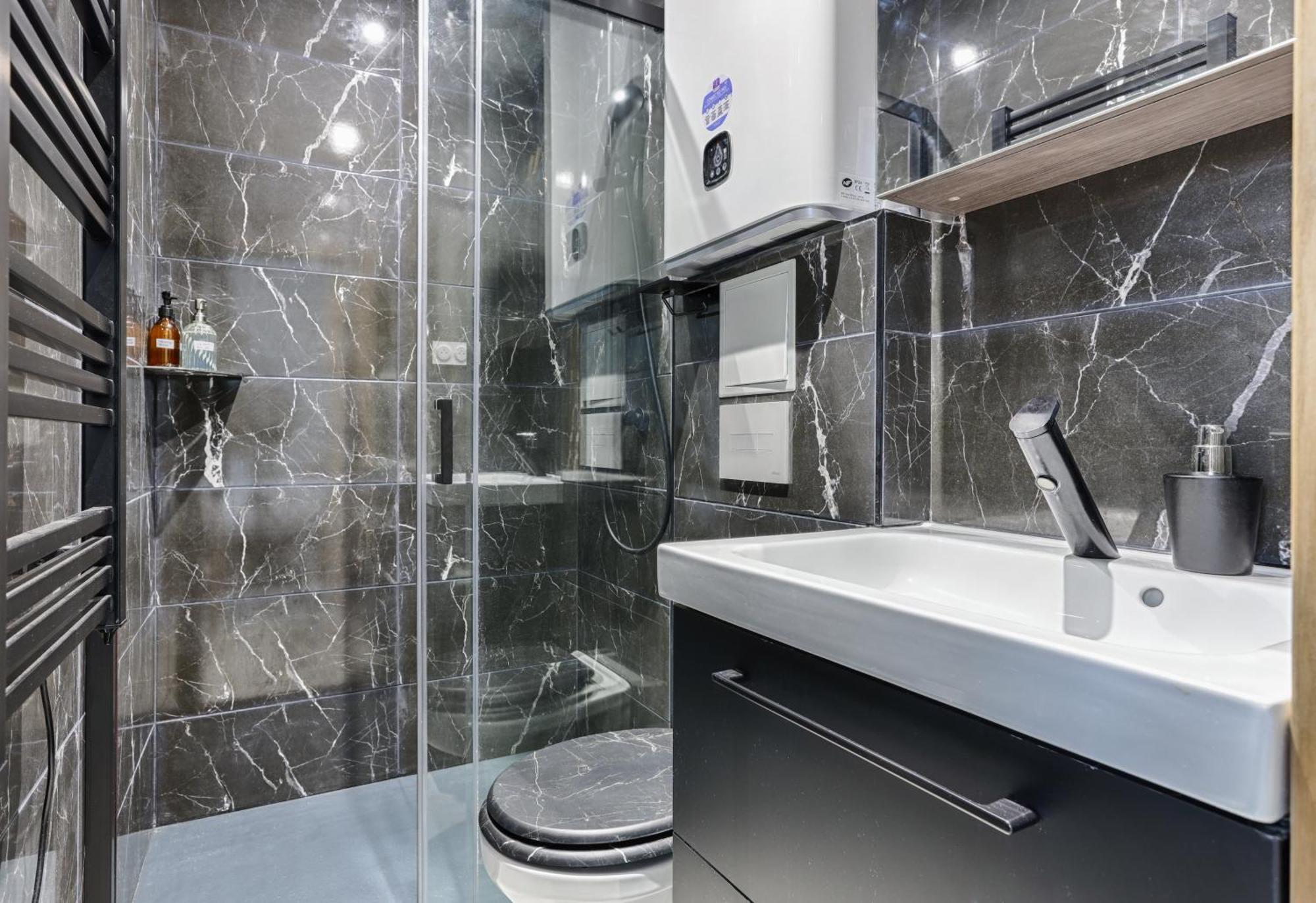 Mykeypers - Lovely Studio With Jacuzzi Paryż Zewnętrze zdjęcie